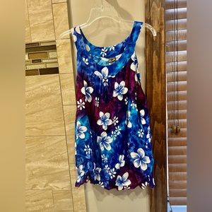 Hawaiian style tunic top size large